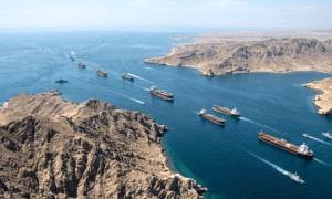 إيـ.ـران تعلن الاتفاق مع عُمان حول «هرمز»… وترامب يحذّر من «ضربة قوية»