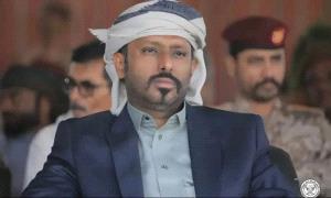 السلطات السعودية تمنع أسرة عمرو بن حبريش من السفر إلى حضرموت وتعيدها من مطار جدة