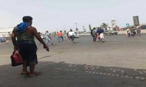 أجور المواصلات تقفز في عدن وتعز.. المواطن يدفع ثمن أزمة الغاز