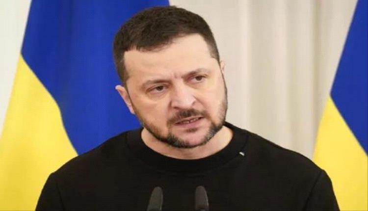 بعد ضربات روسية.. زيلينسكي يعلن تعديلاً في نهج فريقه التفاوضي