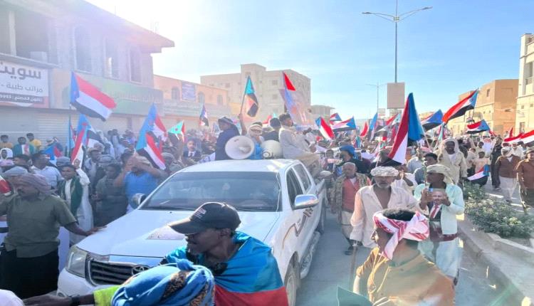 إرادة الأرض أولاً.. الجنوب يقول كلمته ويرفض القرارات المفروضة