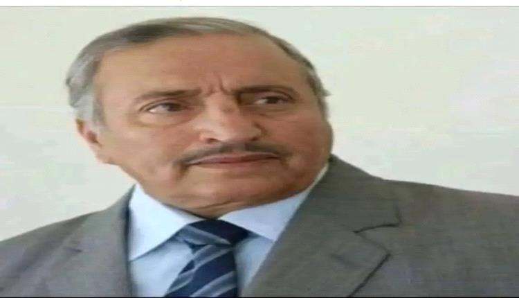 قائد يمني يتخلى عن رتبة 