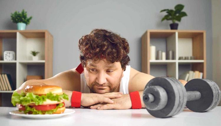 الرياضة على معدة فارغة.. حرق للدهون أم تدمير لمخازن الطاقة؟