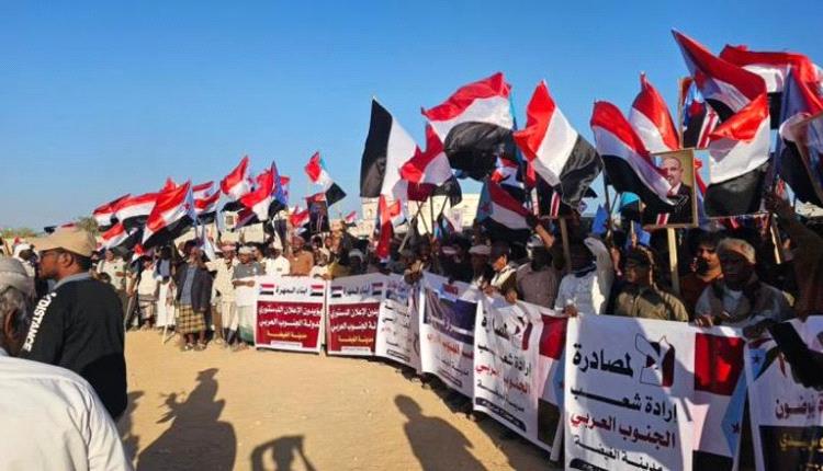 مظاهرات دعم «الانتقالي» الجنوبي تتسع.. المهرة تلحق بركب تفويض الزبيدي