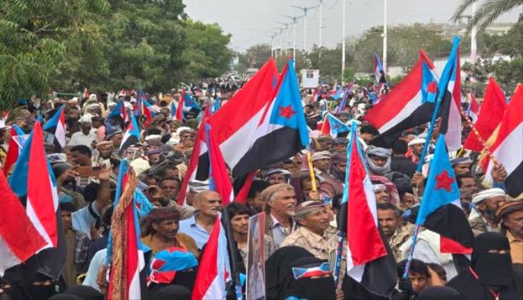 مليونية زنجبار حين حسم الشارع معركة الشرعية السياسية