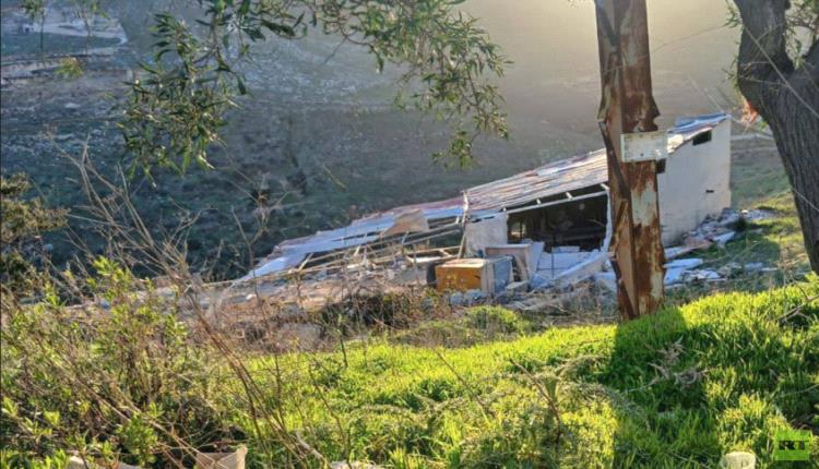 غارات إسرا.ئيلية وتفجير في بلدة مركبا جنوب لبنان