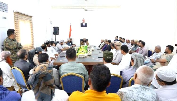 وزير الأوقاف يدعو إلى ترسيخ منهج الوسطية وتعزيز الأداء المؤسسي