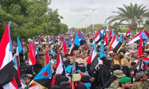 زنجبار تحتفل بالنشيد الوطني الجنوبي في فعالية «الثبات والوفاء» وسط حضور جماهيري مكثف

