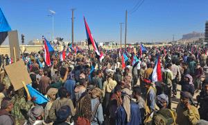 شبوة تحيي الذكرى الـ59 ليوم الشهيد الجنوبي بحشد جماهيري في عتق وتؤكد ثباتها على تفويضها للرئيس الزُبيدي(بيان)