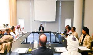 المحرّمي يناقش مع عدد من القيادات العسكرية والأمنية جهود تعزيز الاستقرار وتطبيع الأوضاع بحضرموت
