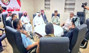 اجتماع موسع في عدن لبحث تعزيز التعاون بين التحالف ومشائخ ردفان

