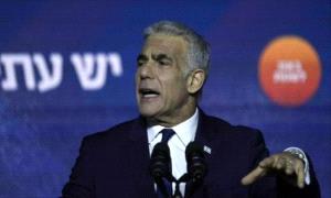 رغم تحفظ واشنطن.. زعيم المعارضة الإسرائيلية يدعو لضربة قاسية على إيران