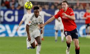 أوساسونا يسقط المتصدر ريال مدريد ويشعل صراع "الليغا"