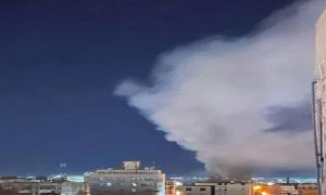 مقـ.ـتل واصـ.ـابة 30 شخصاً في حـ.ـريق التهم أحد أشهر المراكز التجارية بمأرب