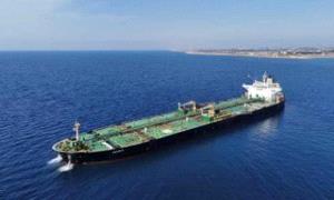 مخاوف اندلاع حرب بين أمريكا وإيران ترفع تكاليف الشحن وأسعار النفط..