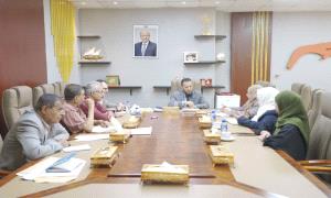 محافظ عدن يناقش مع اللجنة الوطنية للتحقيق في ادعاءات انتهاكات حقوق الإنسان سبل التعاون المشترك