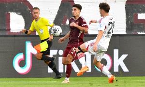 أبرز المباريات العربية والعالمية اليوم الجمعة