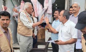 استعدادًا لرمضان.. إعلان الأسعار الرسمية للحوم في المنصورة بعدن وأرقام البلاغات

