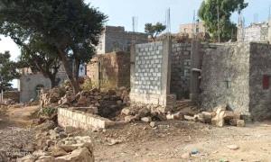 بقوة السلاح.. نافذ حو_ثي يسطو على أرض مواطن