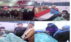 نشطاء في الثورة الجنوبية ينظمون وقفة احتجاجية بيوم الكرامة ويزورون الجرحى بمستشفى عبود