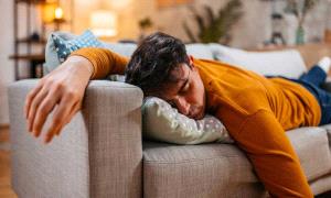 هذا ما تفعله قيلولة 45 دقيقة يوميا لدماغك