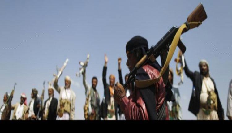 مليـ.ـشيا الحو.ثي تصرف ربع راتب لكوادر وزارة التربية المحالين للتقاعد بدلاً من نصف الراتب