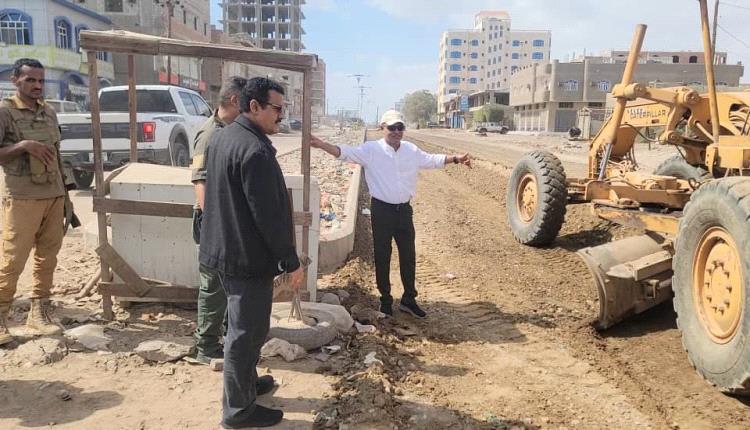 مدير عام المنصورة يتفقد مشروع 