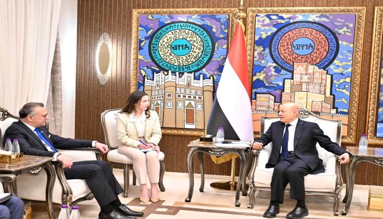 وصول الأسلحـ.ـة المنهوبة بحضرموت الى يد القاعـ.ـدة يُثير مخاوف واشنطن