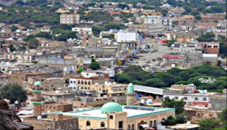 غالبيتهم نساء وأطفال .. 40 شهيد و85 جريحًا في قصف للطيران السعودي بالضالع 
