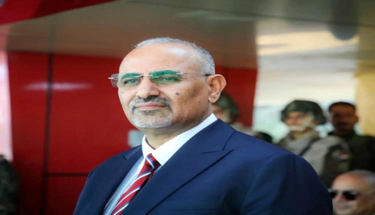 الزبيدي ليس حـ.ـوثيًا ولا إرهـ.ـابياً ولا إخوانيًا، وليس مُصنّفًا على أي قوائم إرهـ.ـاب. 