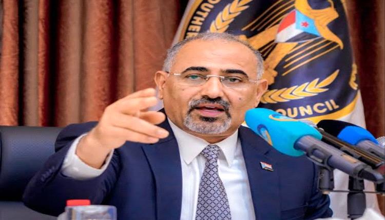 ‏عيدروس الزبيدي: كيف حوّل “الهروب” إلى انتصار سياسي