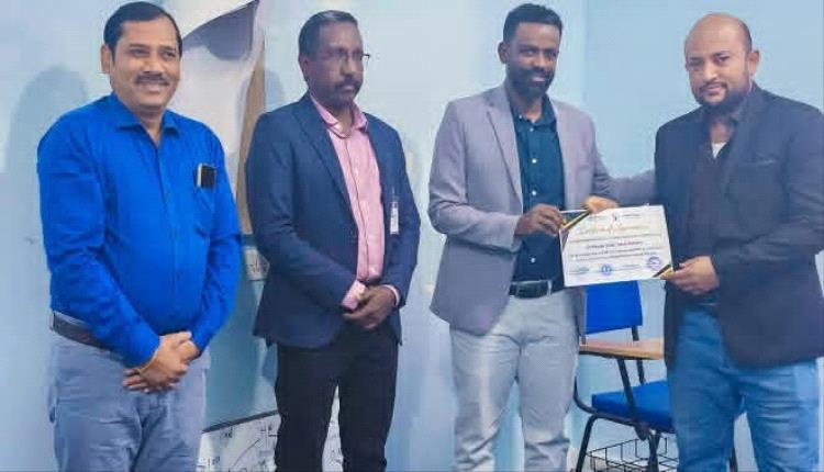 هيئة مستشفى شبوة العام تدشن عام التعليم الطبي المستمر وتكرم كوادرها