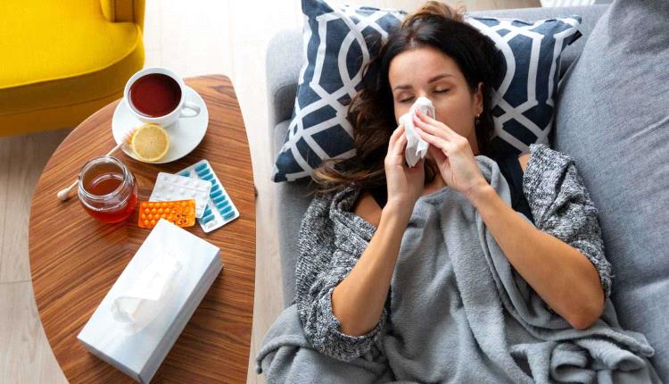 كيف تفرق بين البرد والإنفلونزا وكوفيد؟