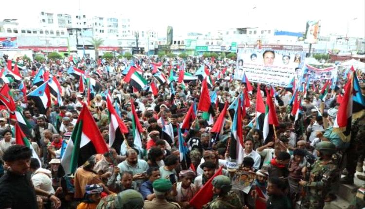 من فوضه شعبه لن تسقطه قرارات الاحتلال