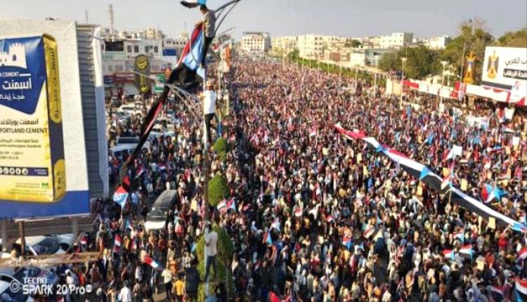 صواعقُ الحق: رسالةُ الملايينِ لمن توهموا كسرَ الروحِ الجنوبية