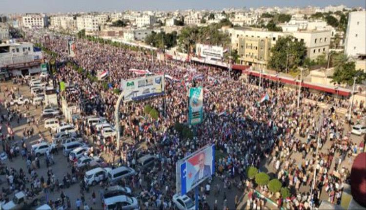 الرئيس الزُبيدي في نظر الجنوبيين..بطل قومي في زمن التحولات الكبرى
