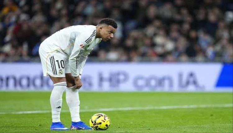 لقطة تشعل الجدل.. تصرف مبابي بعد خسارة ريال مدريد السوبر الإسباني يفتح باب الانتقادات