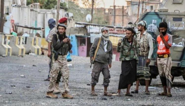 قائد عسكري كبير يقود أول تمرد على الحكومة الشرعية في اليمن "تفاصيل"