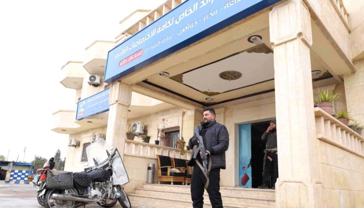 وسط تحليق طيران التحالف.. اشتـ.ـباكات عنـ.ـيفة بين الجيش السوري و"قسد" بريف الرقة