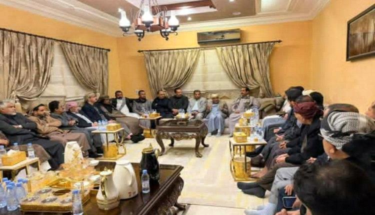 اجتماع بلا تفويض.. ردود فعل أبينية تفضح ادعاءات تمثيل المحافظة