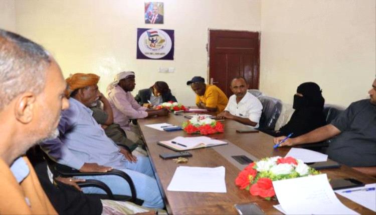 انتقالي سقطرى يبحث التحديات الخدمية ويشدد على أولوية خدمة المواطن