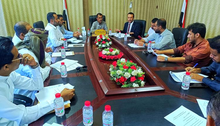 المهرة .. اجتماع يبحث استكمال الخطط الخمسية لمشاريع التنمية الممولة من برنامج الأمم المتحدة الإنمائي