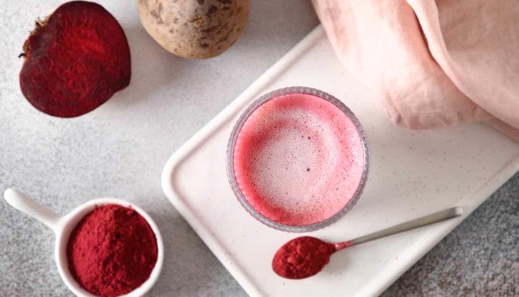 مسحوق الشمندر أم عصيره.. أيهما الأفضل لصحتك؟