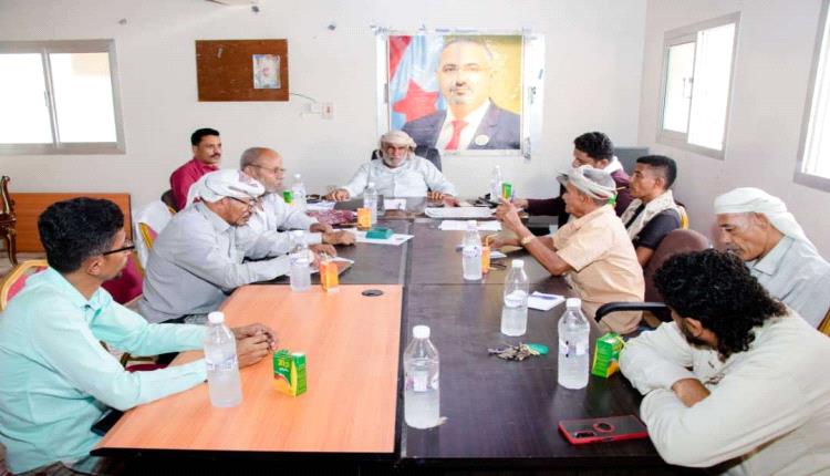 تنفيذية انتقالي غيل باوزير تؤكد حضرموت جنوبية وتدين حملات قمع الحريات و الاعتقالات