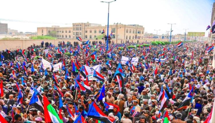 تجاهل قضية الجنوب وإرادة قضيته.. مخططات يمنية مشبوهة أثارت سخطًا شعبيًّا