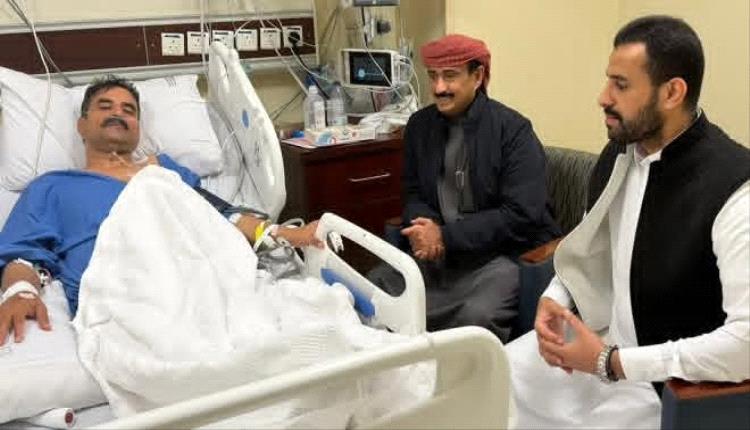 محافظ شبوة يطمئن على صحة العميد علي الجبواني