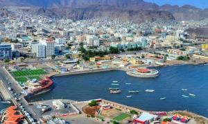 تحذيرات من "هندسة عقول" تقودها خلايا الإخـ.ـوان عبر منابر المساجد في عدن