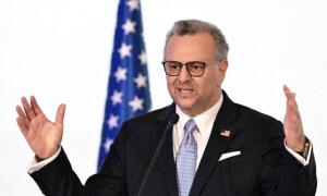 مستشار ترامب: نشترك مع الإمارات والسعودية في هدف هزيمة الحوثيين