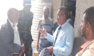 القاضي علي الحريري يقود زيارة تفتيشية مفاجئة لسجن الأمن الوطني بلحج ويؤكد: لا حبس إلا في القضايا الجنائية
