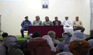 محافظ سقطرى يلتقي مشائخ المراكز السكانية لمناقشة الأوضاع العامة وتعزيز الأمن والاستقرار